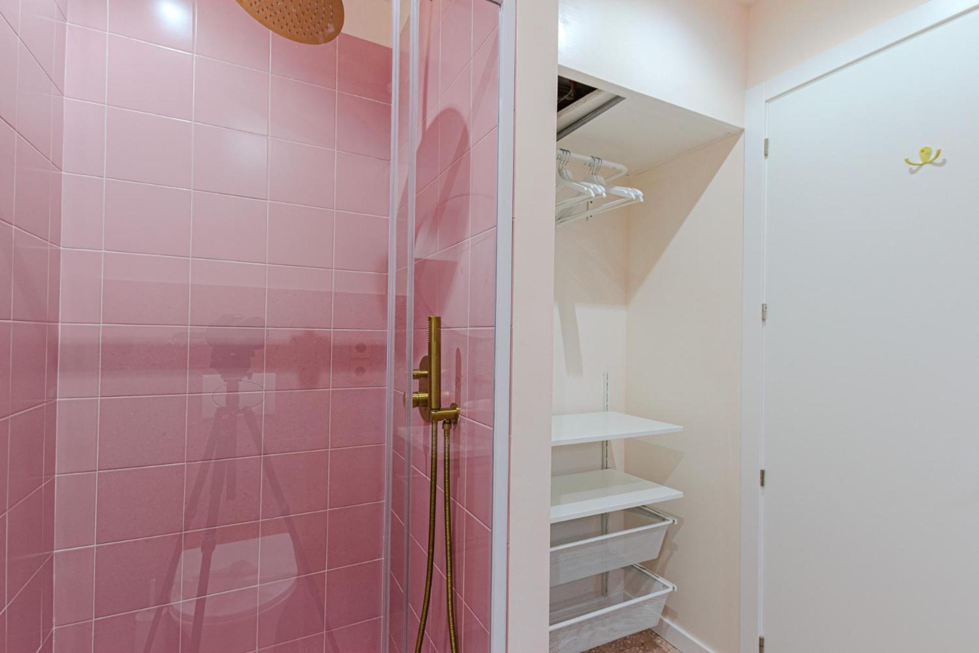 Glamorous Pink Studio In City Center Alicante Eksteriør bilde